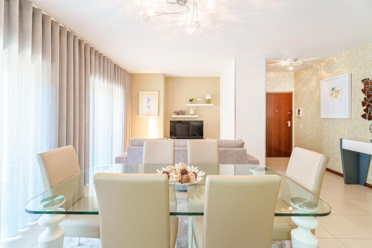 Alohouse Nazare Apartamento Exterior foto